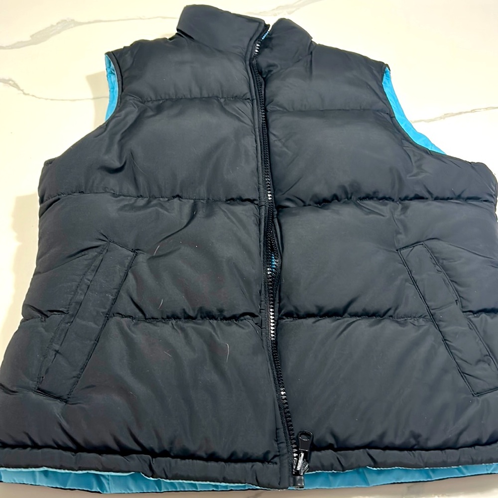 Boys black puffer vest